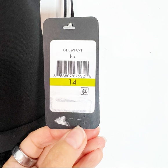 GUESS BLACK STRAPPY BACK FIT & FLARE COCKTAIL PARTY FORMAL DRESS WOMENS 14 NEW - Picture 11 of 12